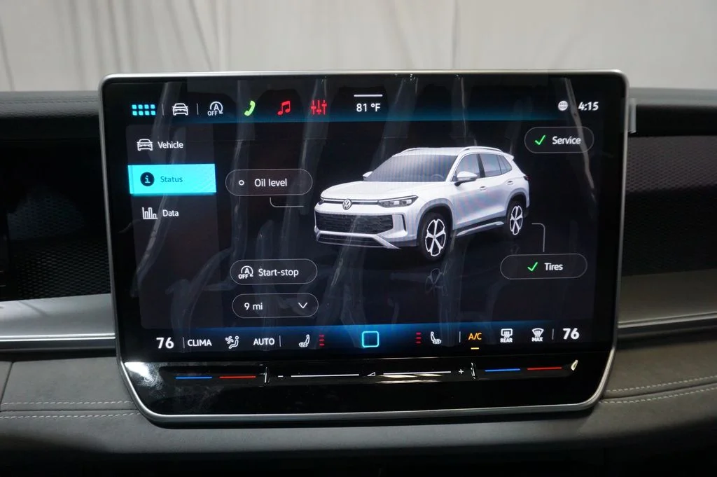 New 2026  Volkswagen 2.0T SE R-Line Black image 16