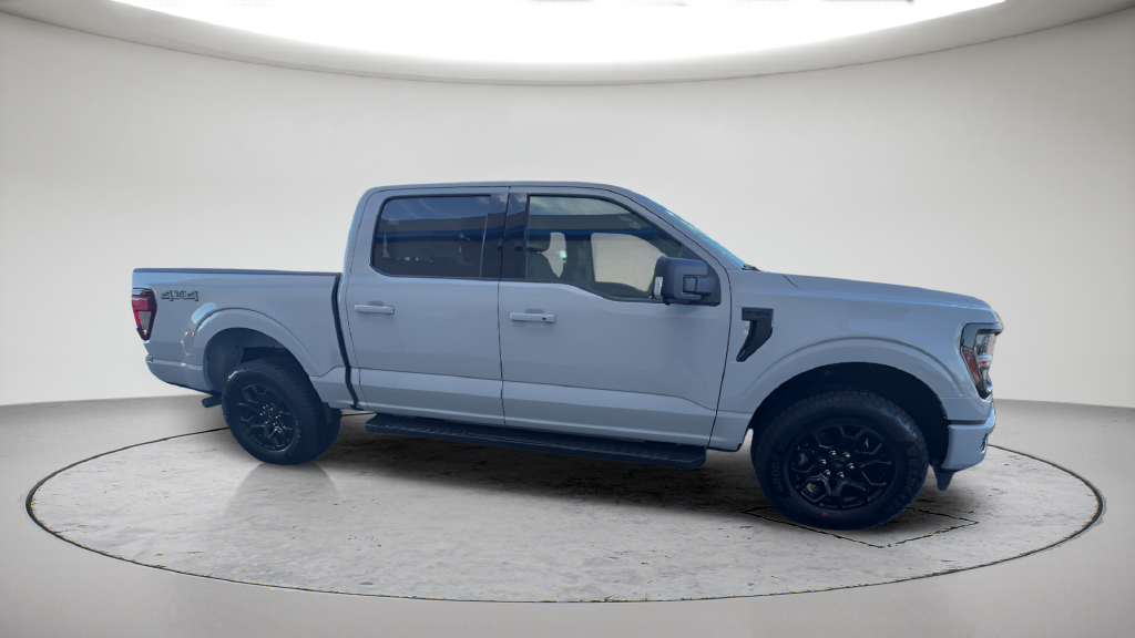 New 2026 Avalanche Ford XLT image 5