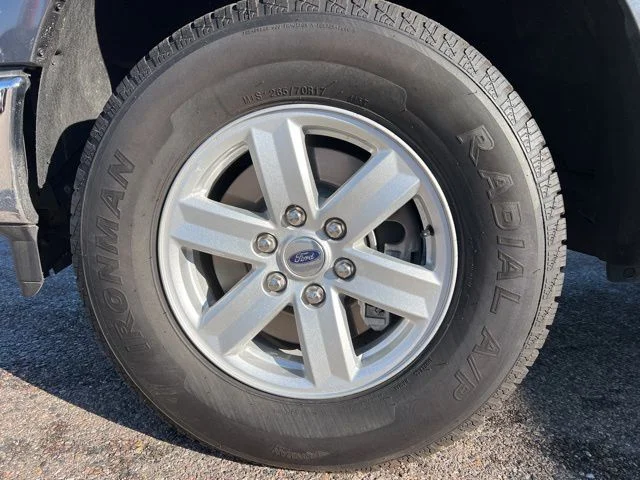 Used 2023 Gray Metallic Ford XLT image 35