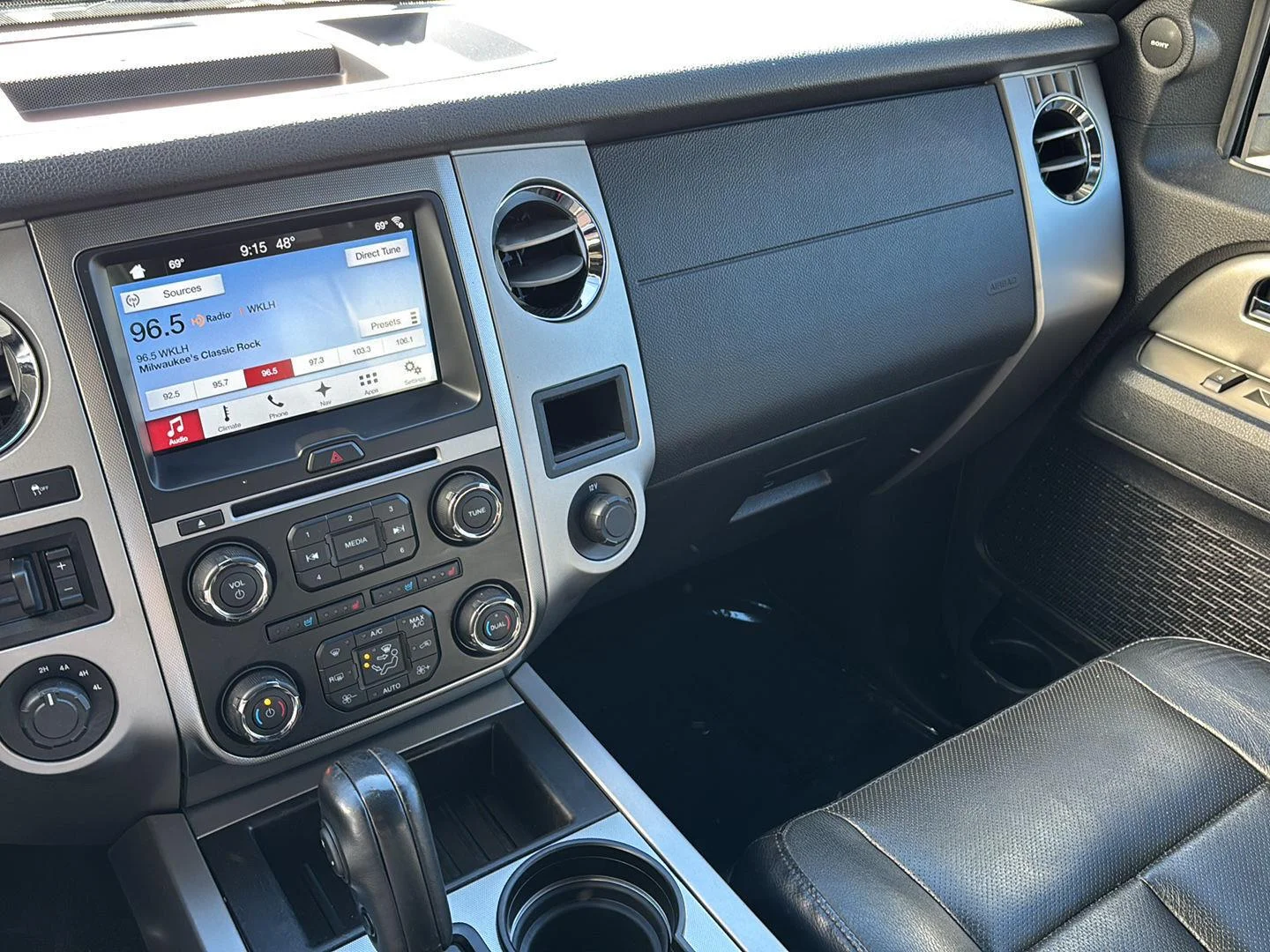 Certified Used 2017 Magnetic Ford XLT image 14