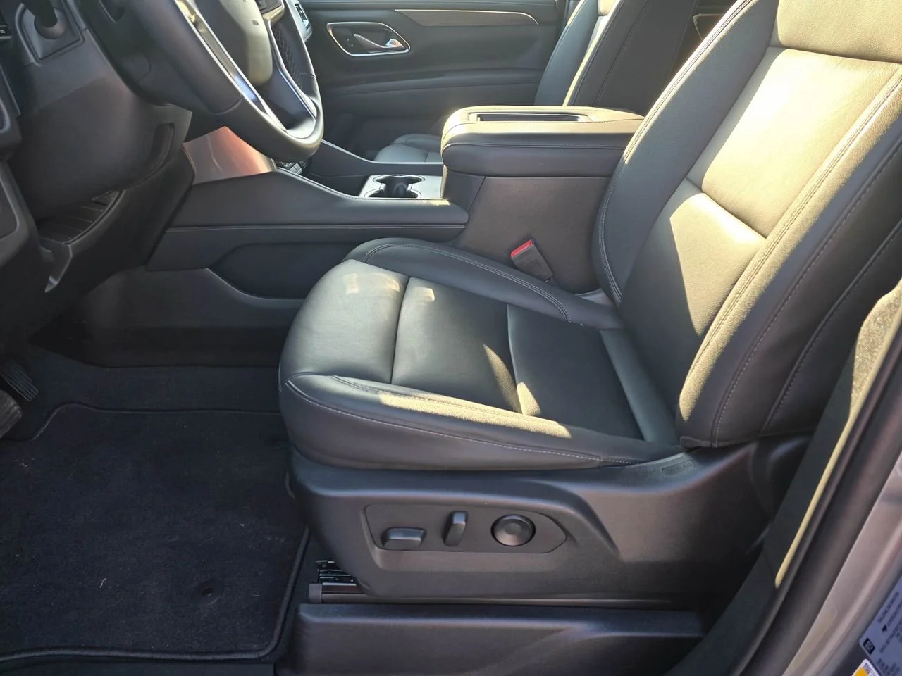 Used 2023 Sterling Gray Metallic Chevrolet Z71 image 9