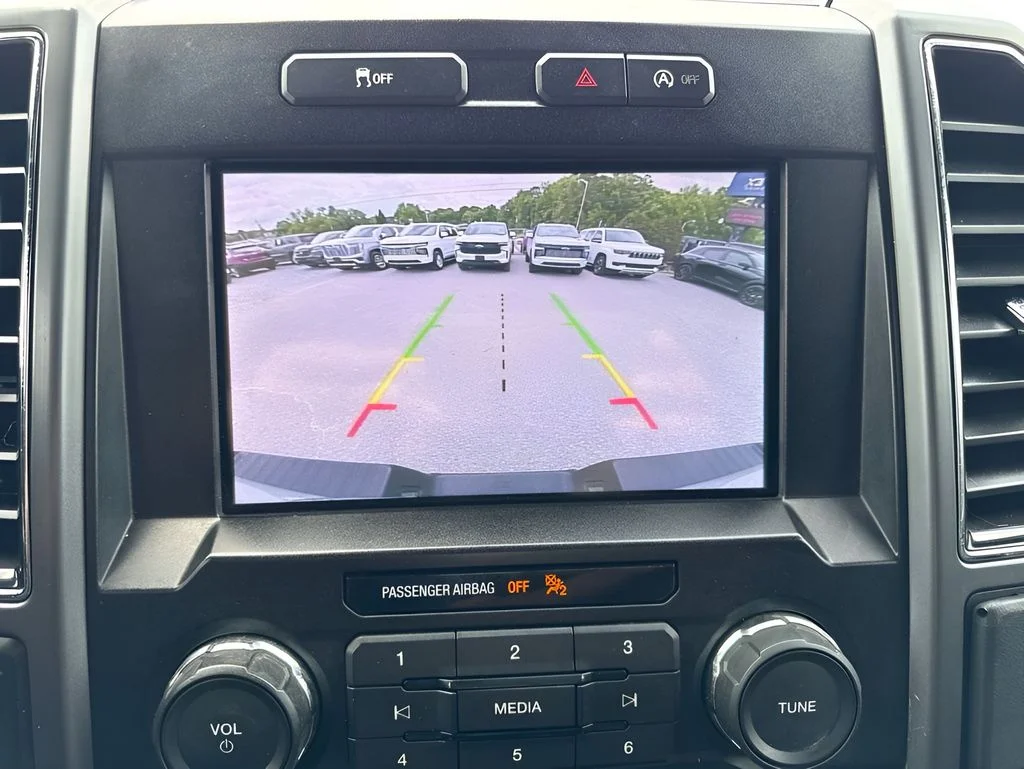 Used 2020 White Ford XLT image 20