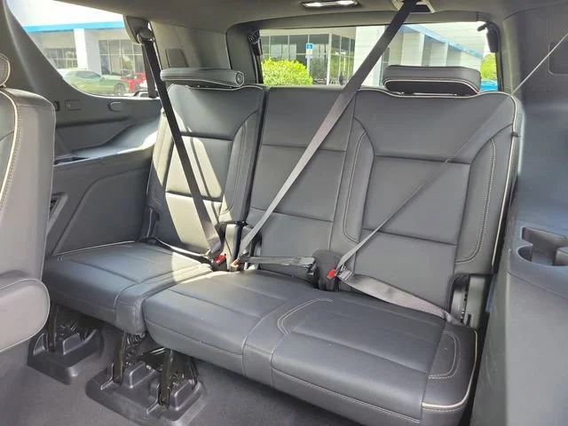 2025 Chevrolet Tahoe Premier - Photo 18