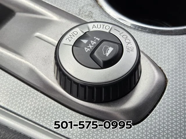 Used 2020 Gray Nissan SL image 28