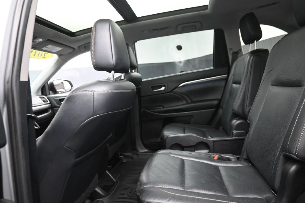 Used 2019 Silver Toyota Limited Platinum image 14