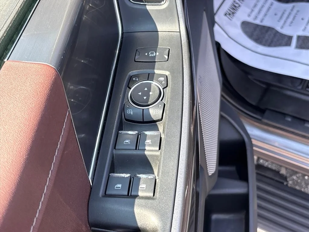 Used 2023 Gray Ford Lariat image 28