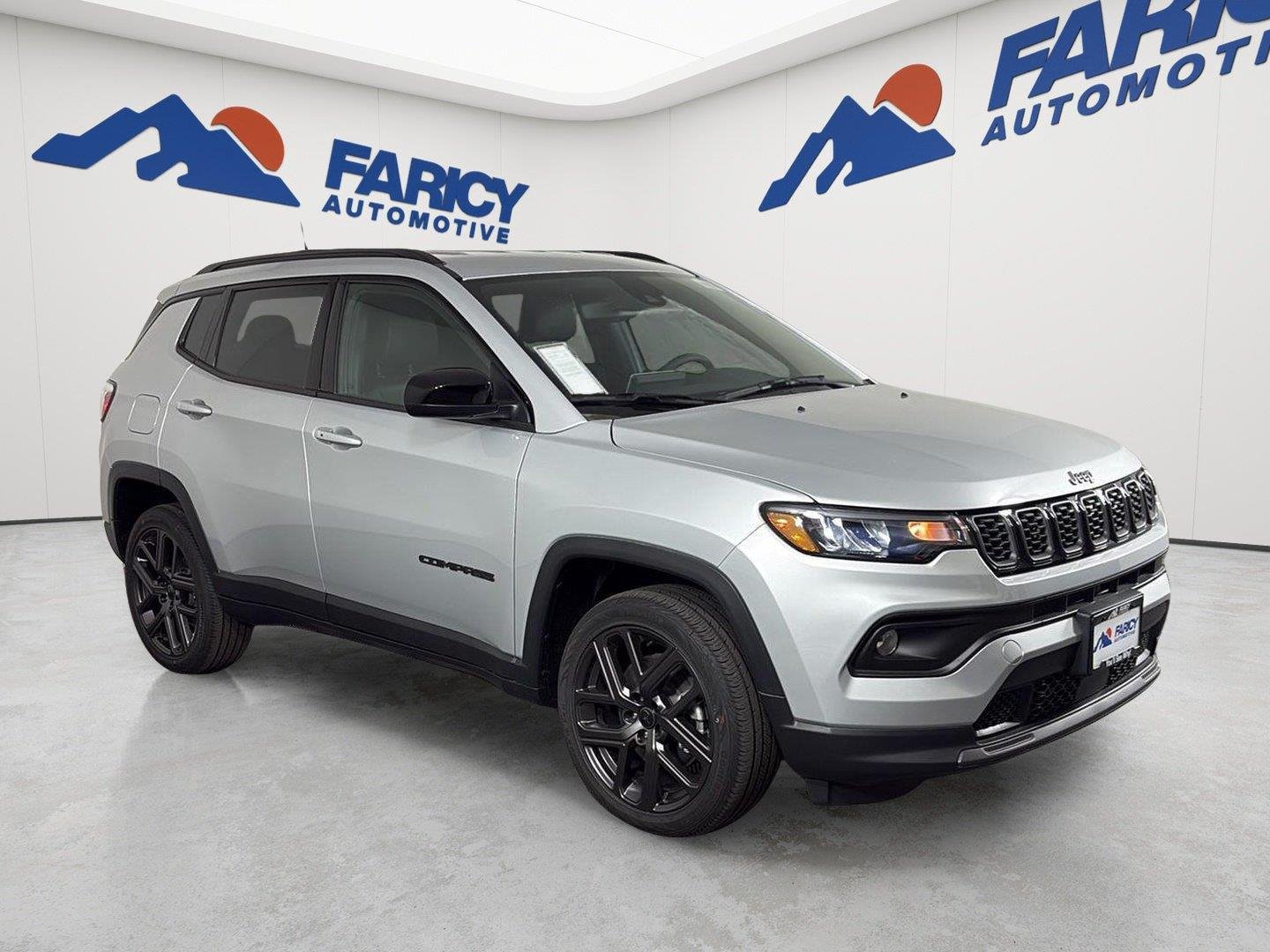 New 2026 Silver Zynith Metallic Clearcoat Jeep Latitude Altitude image 2
