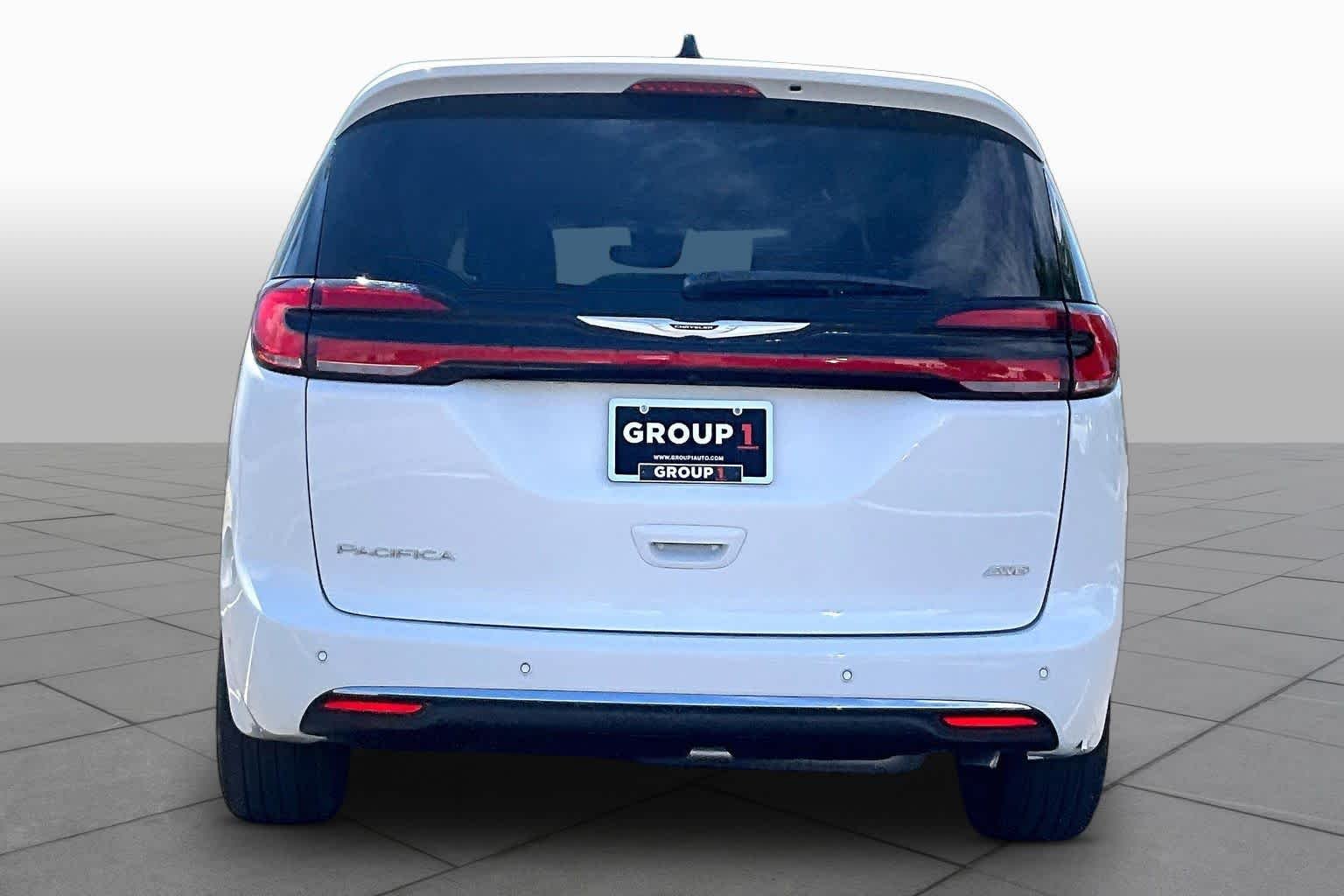 Used 2024 Bright White Clearcoat Chrysler Touring L image 5