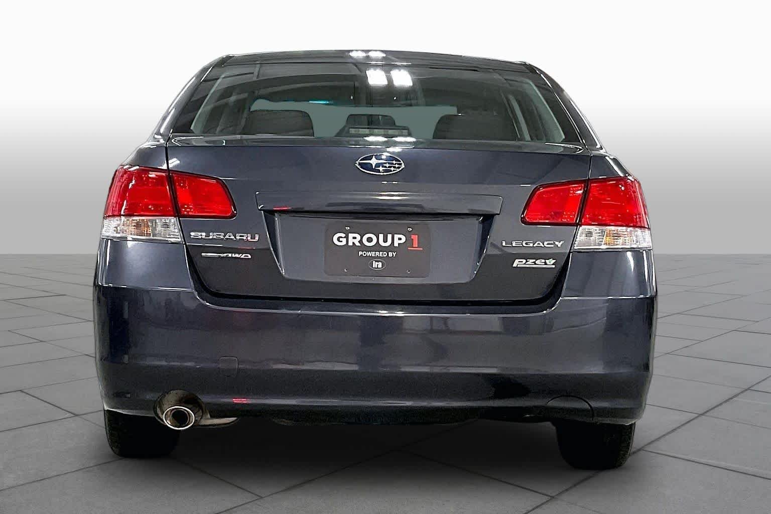 Used 2011 Graphite Gray Metallic Subaru 2.5i Prem AWP image 4