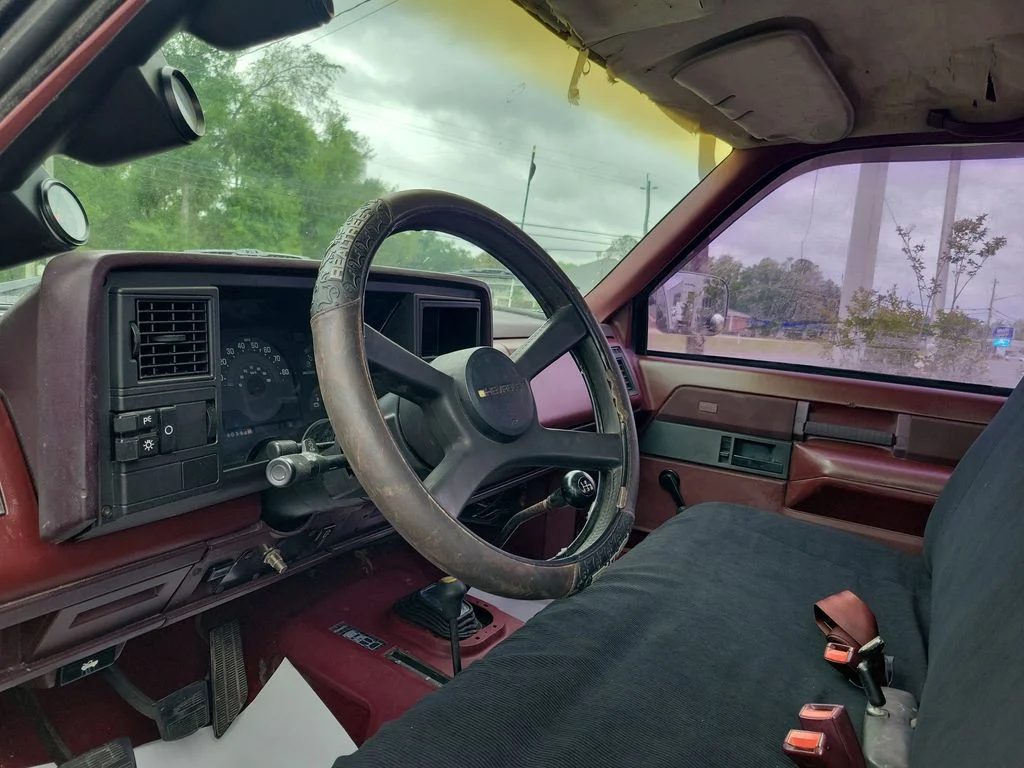 Used 1988 Silver Chevrolet  image 12