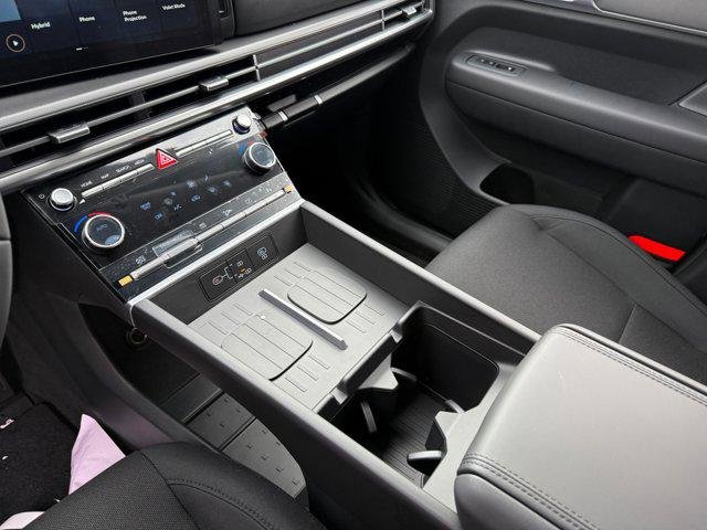 New 2026 Shimmering Silver Hyundai SE image 33