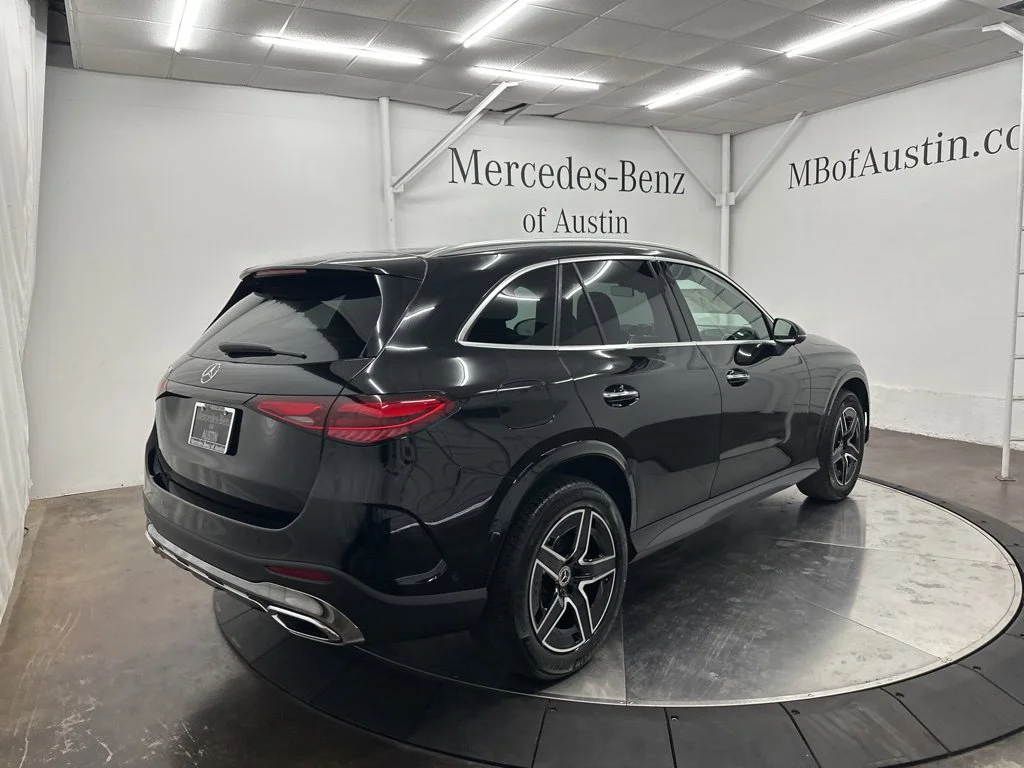 Used 2026 Black Mercedes-Benz GLC 300 image 7
