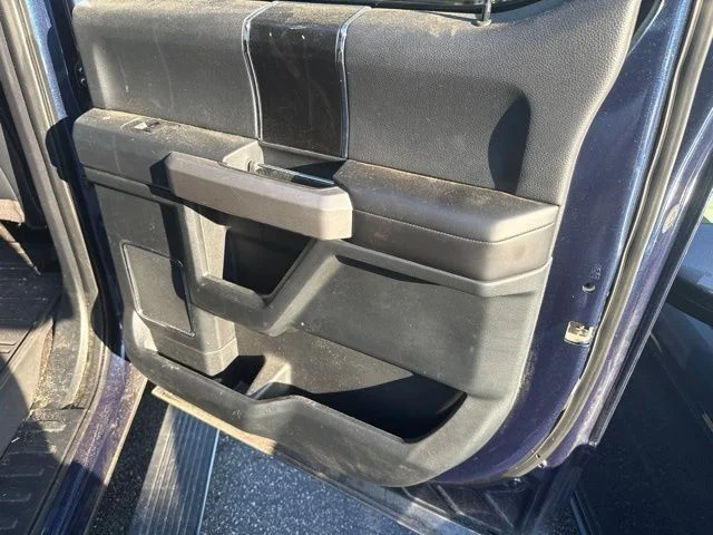 Used 2020 Blue Ford Platinum image 28