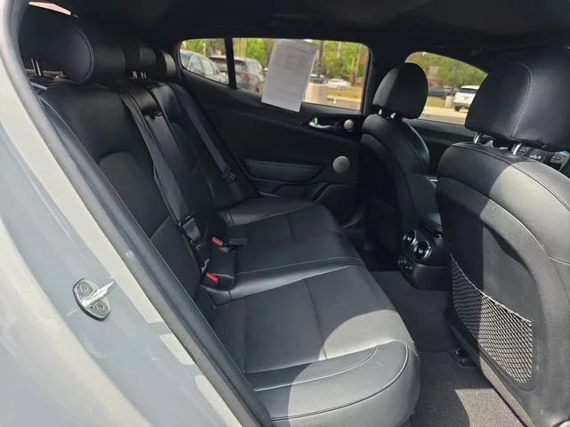 Certified Used 2022 White Kia GT-Line image 14