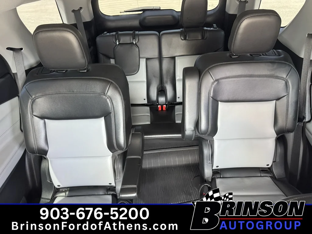 Certified Used 2023 Agate Black Metallic Ford XLT image 32