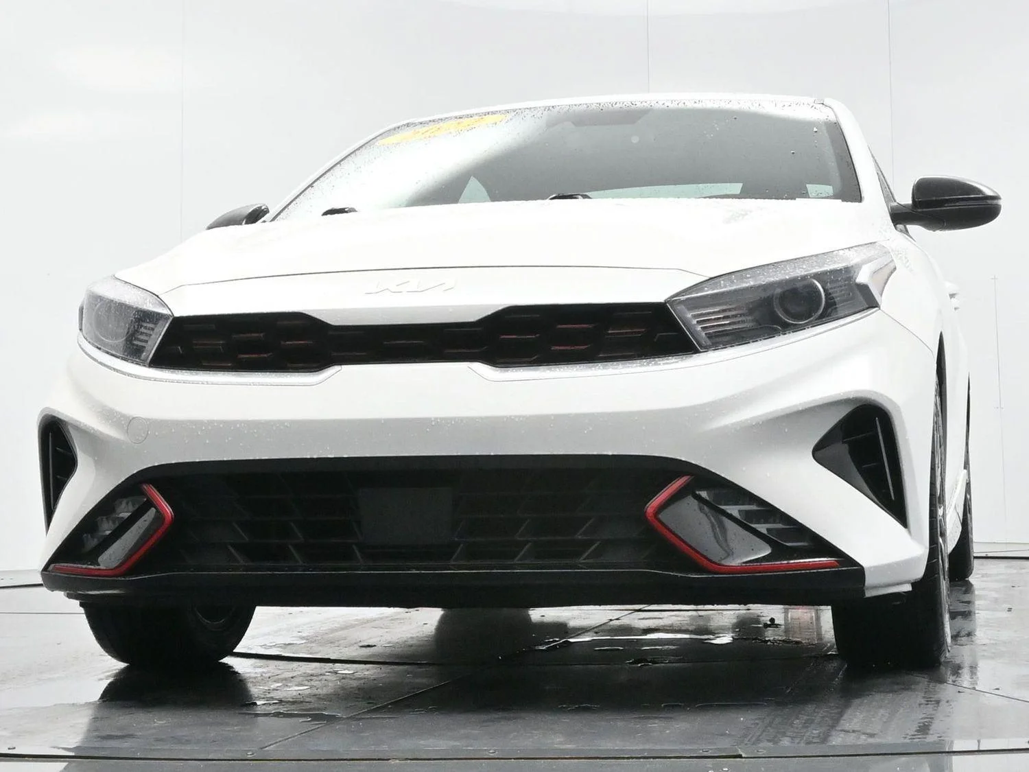 Used 2022 Snow White Pearl Kia GT-Line image 46