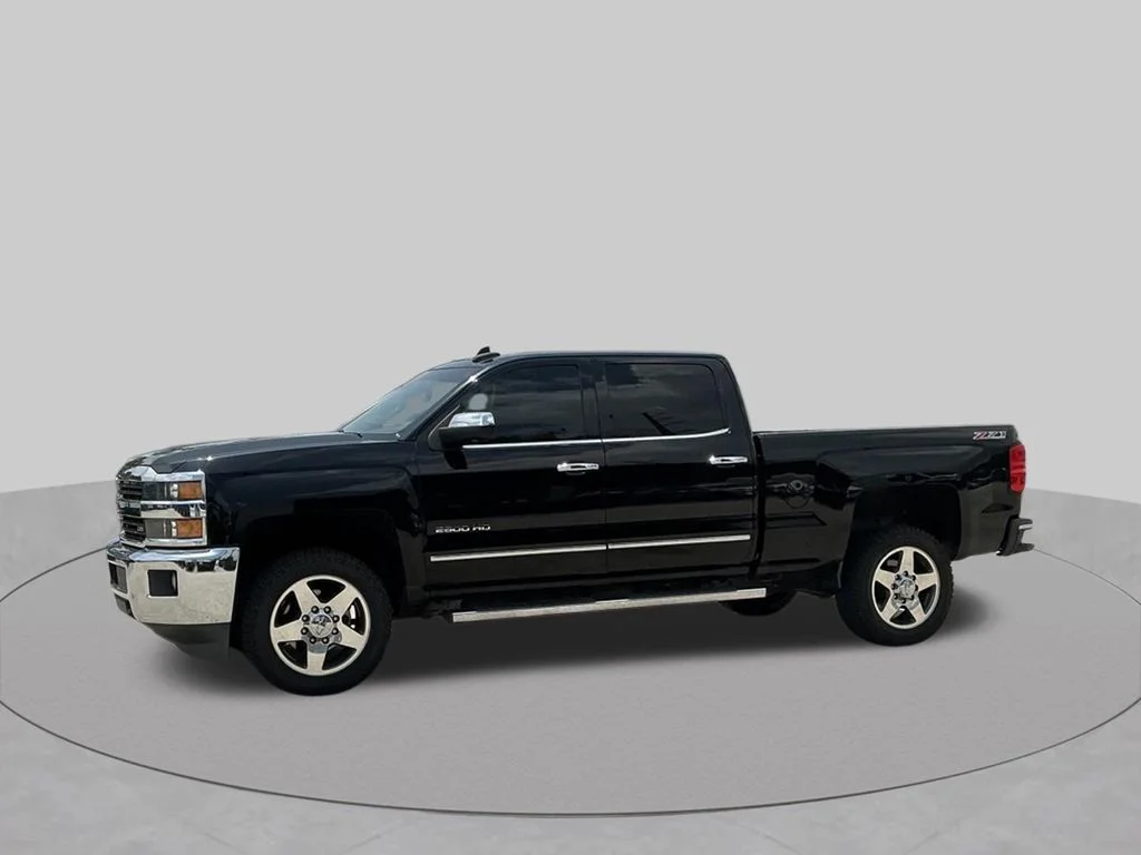 Used 2017 Black Chevrolet LTZ image 3