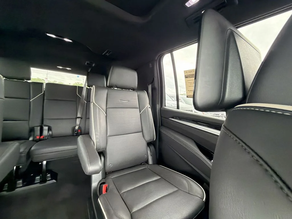 Used 2025 Black Cadillac Sport image 14