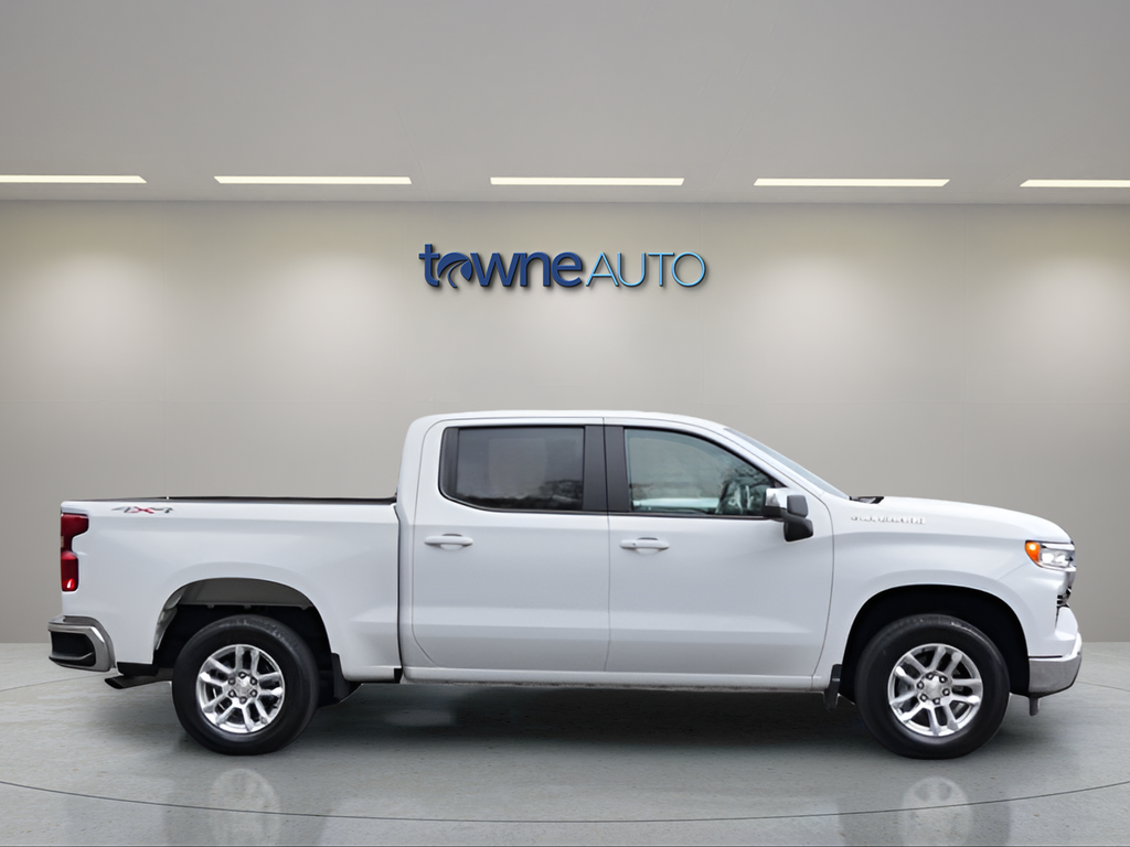 Used 2023 White Chevrolet LT image 7