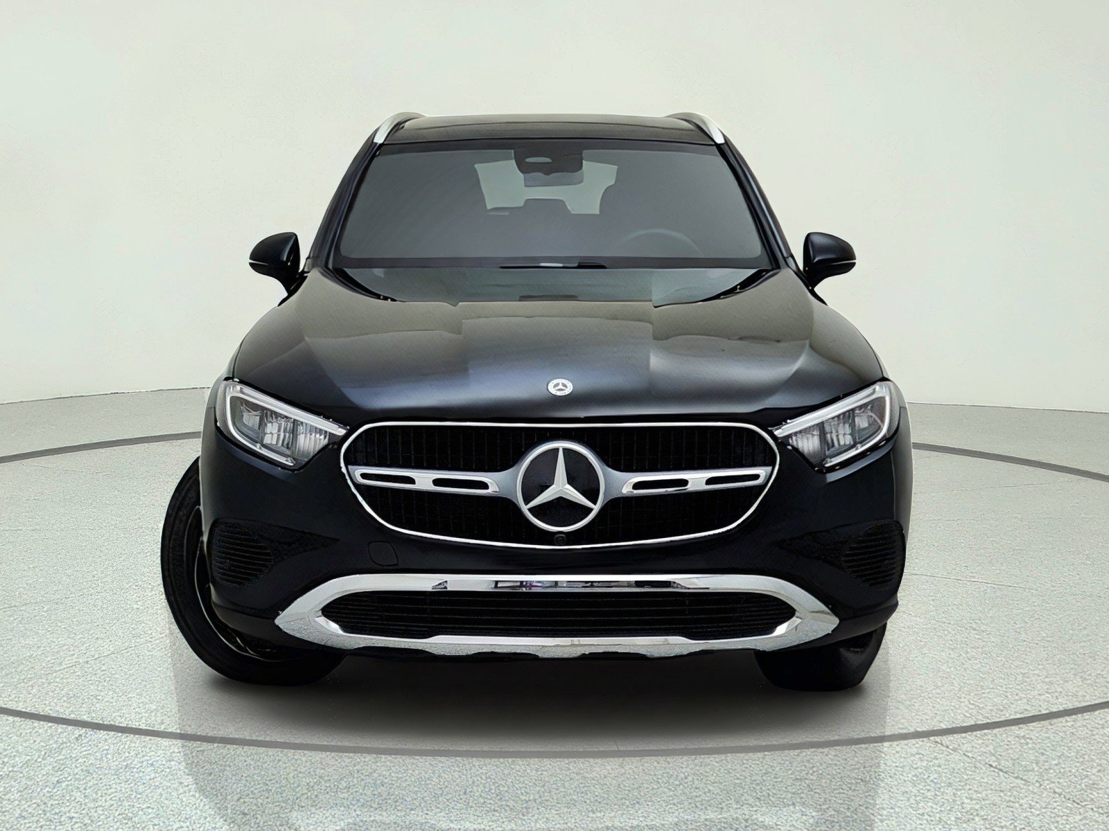 Certified Used 2026 Black Mercedes-Benz GLC 300 image 3