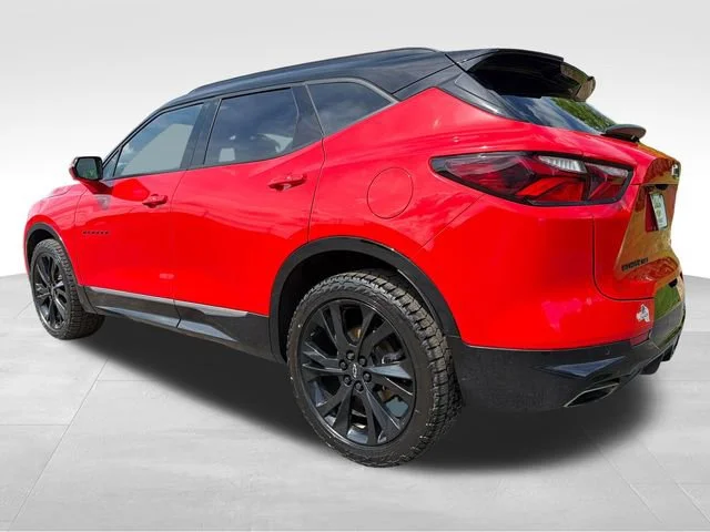 Used 2022 Red Hot Chevrolet RS image 3