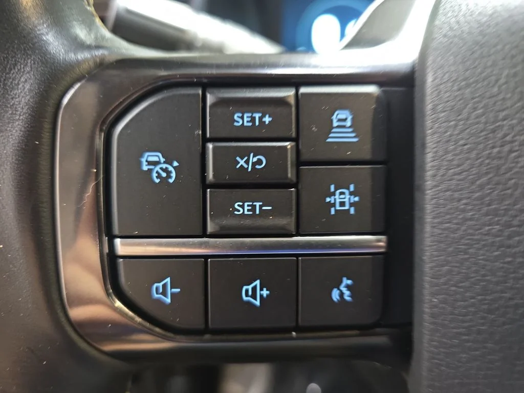 Used 2022 Stone Blue Metallic Ford Platinum image 20