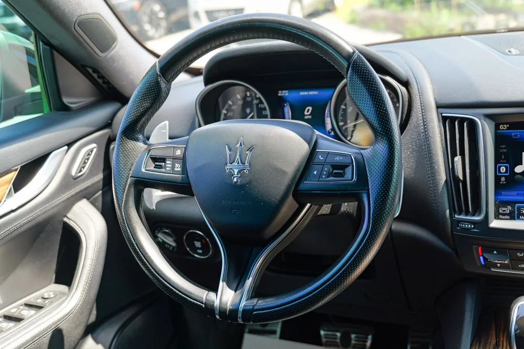 Used 2017  Maserati S image 42
