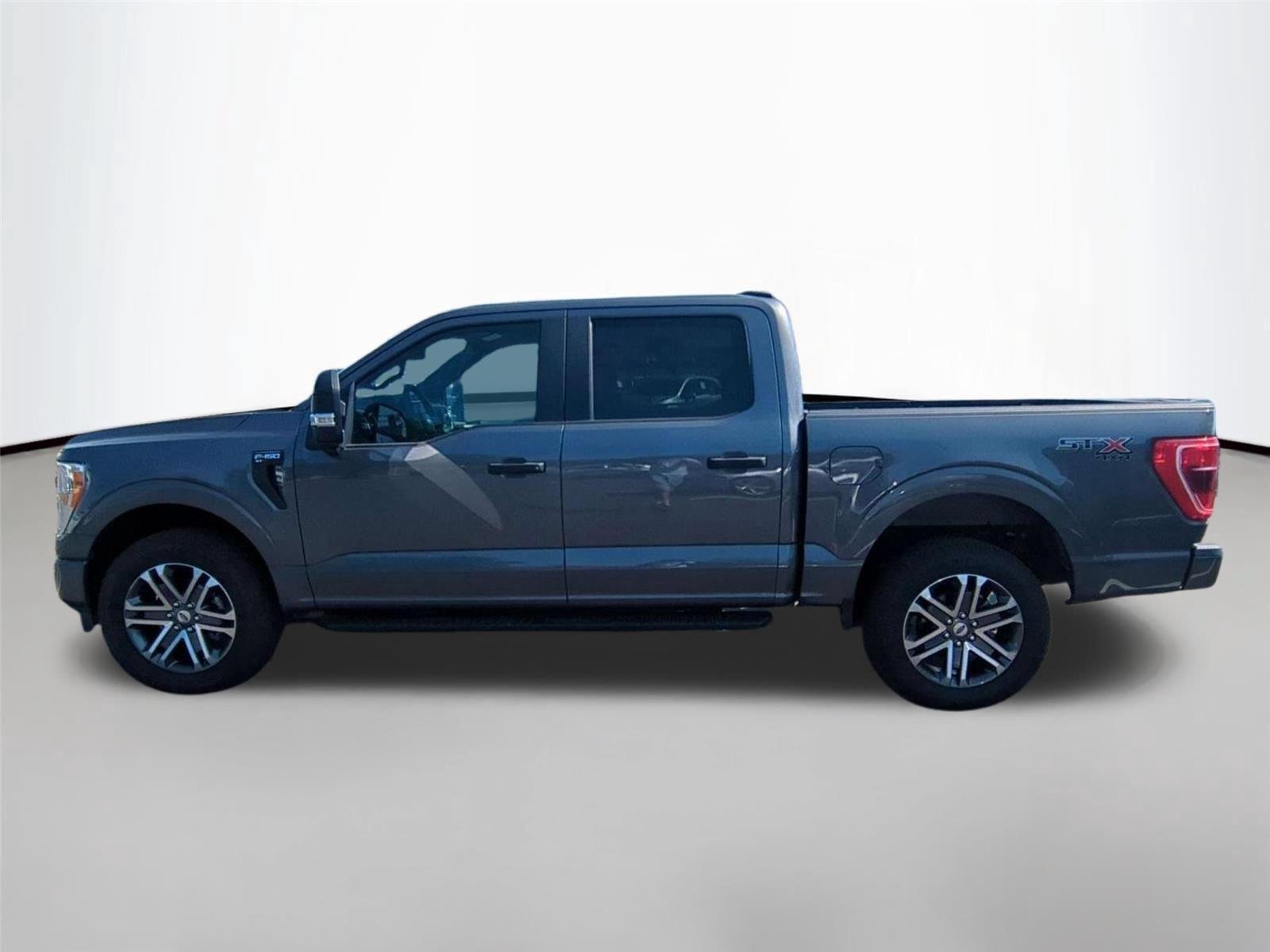 Used 2022 Carbonized Gray Metallic Ford XL image 2