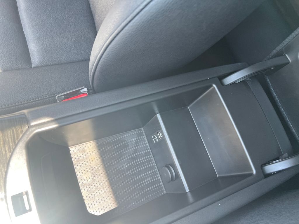 Used 2017 Silver BMW xDrive28i image 24