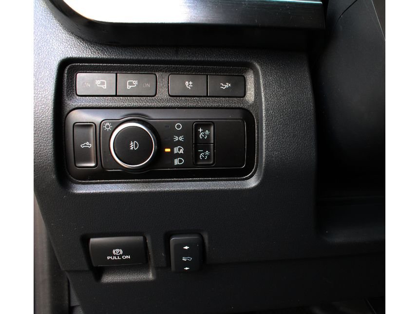 Used 2023 CARBONIZED Ford LARIAT image 13