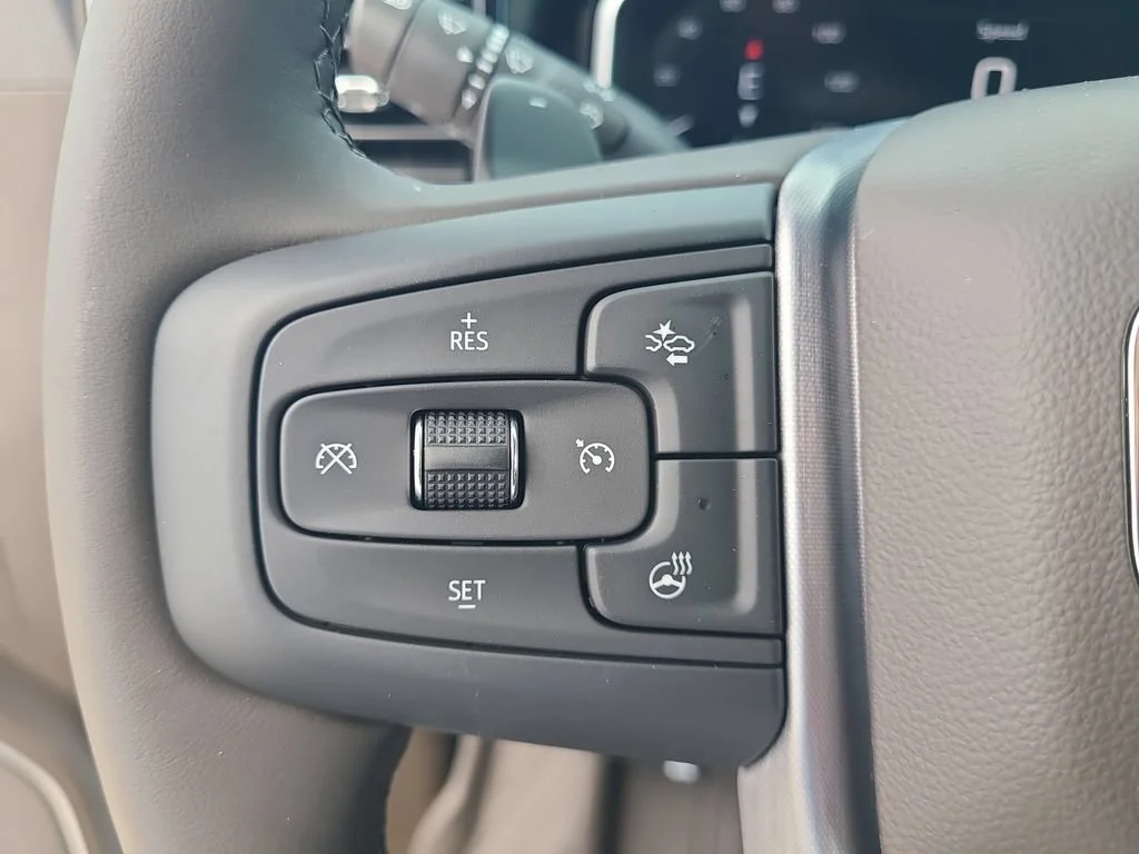 New 2026 Glacier White Tricoat GMC SLT image 19