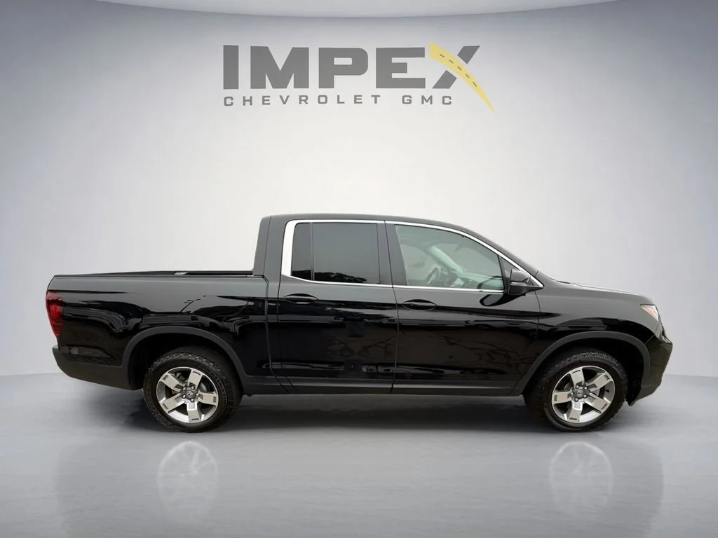 Used 2025 Black Honda RTL image 6
