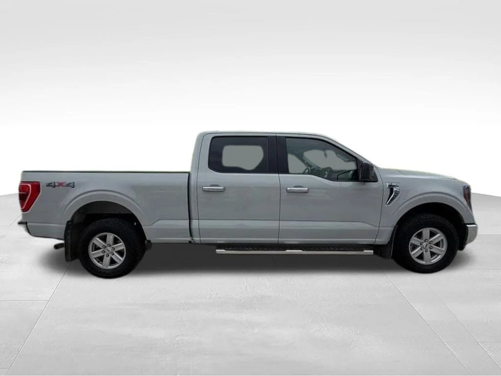 Used 2023 Gray Ford XLT image 6