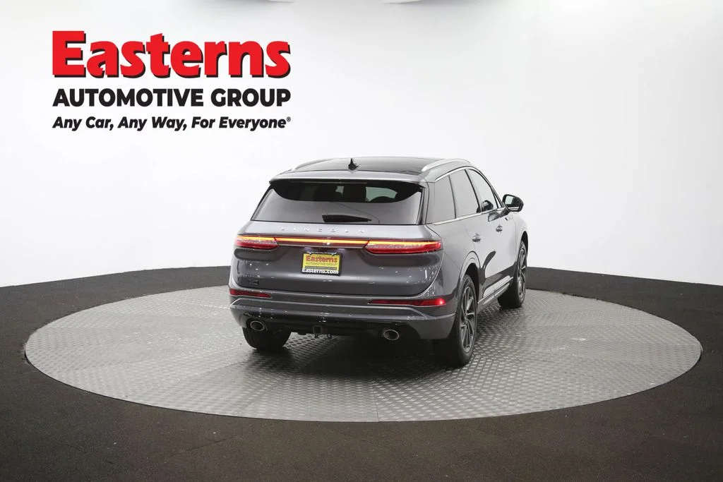 Used 2023 Gray Lincoln Grand Touring image 41