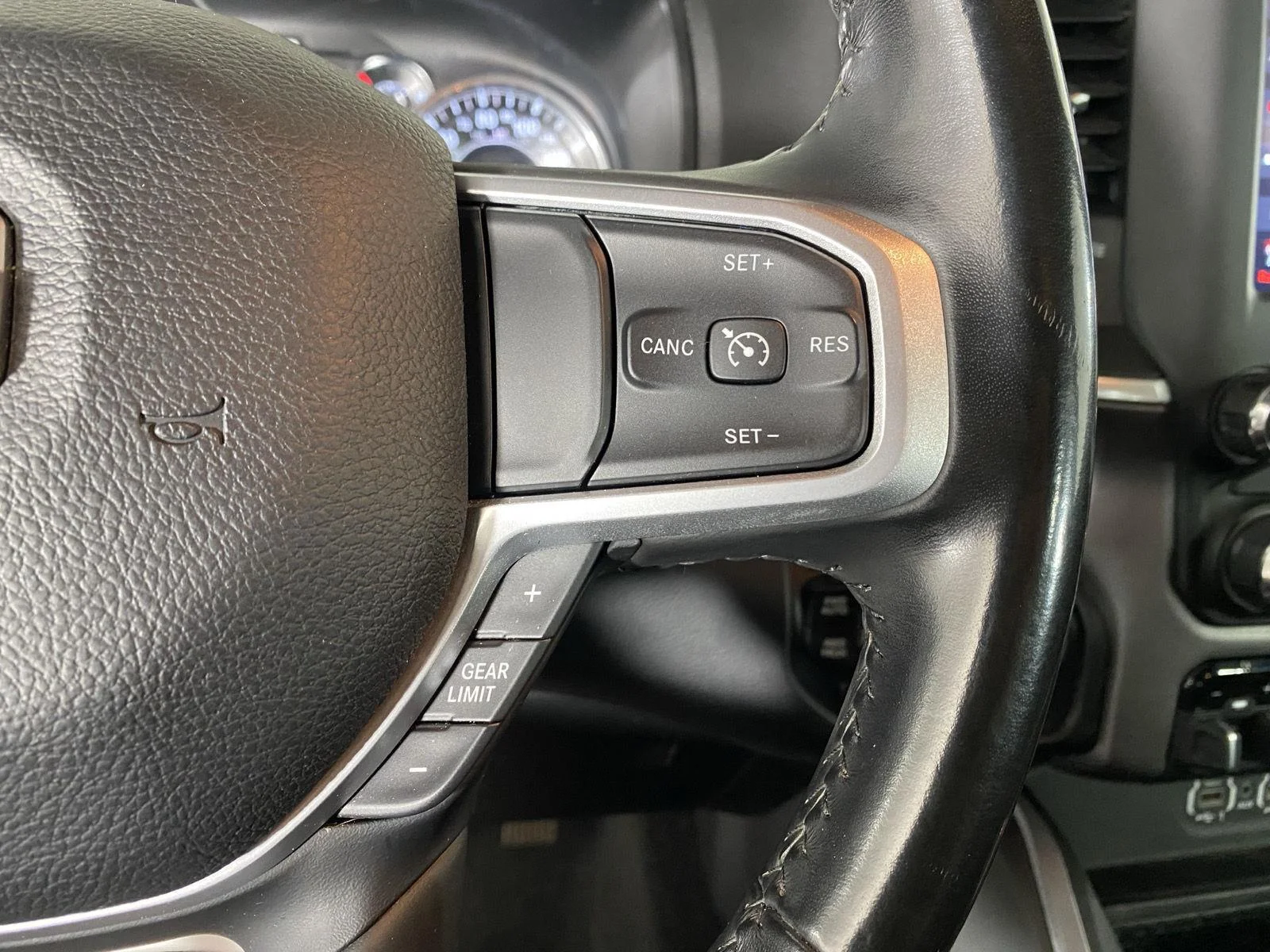 Used 2021 Diamond Black Crystal Pearlcoat Ram Big Horn image 16