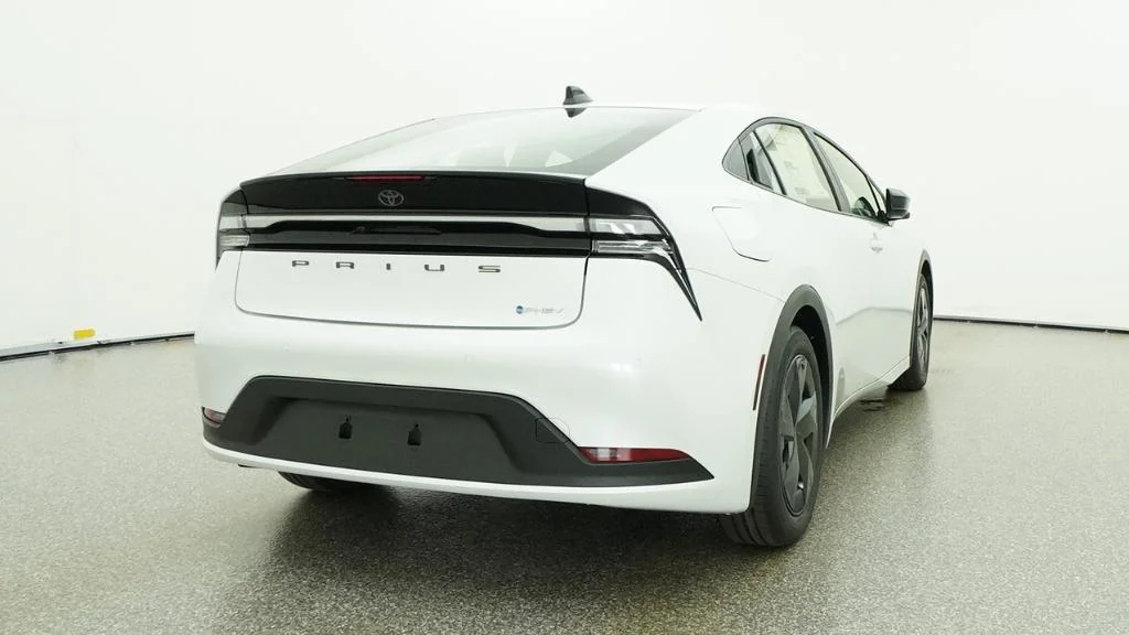 New 2026 Wind Chill Pearl Toyota SE image 50