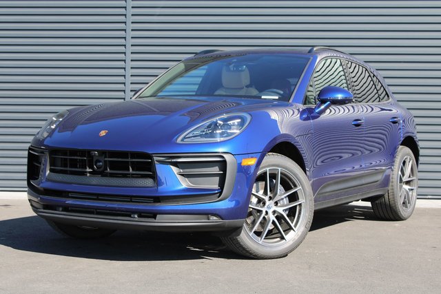 2026 Porsche Macan 