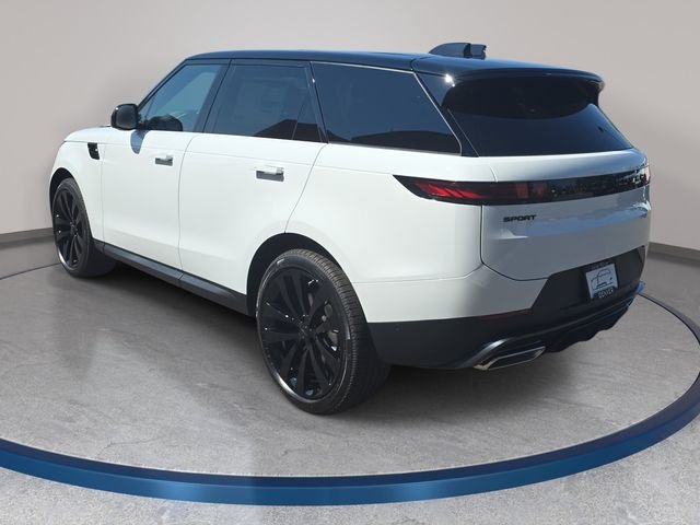 New 2026 Fuji White Land Rover SE image 7