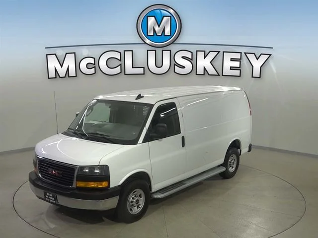 2024 GMC Savana Cargo Work Van - Photo 17