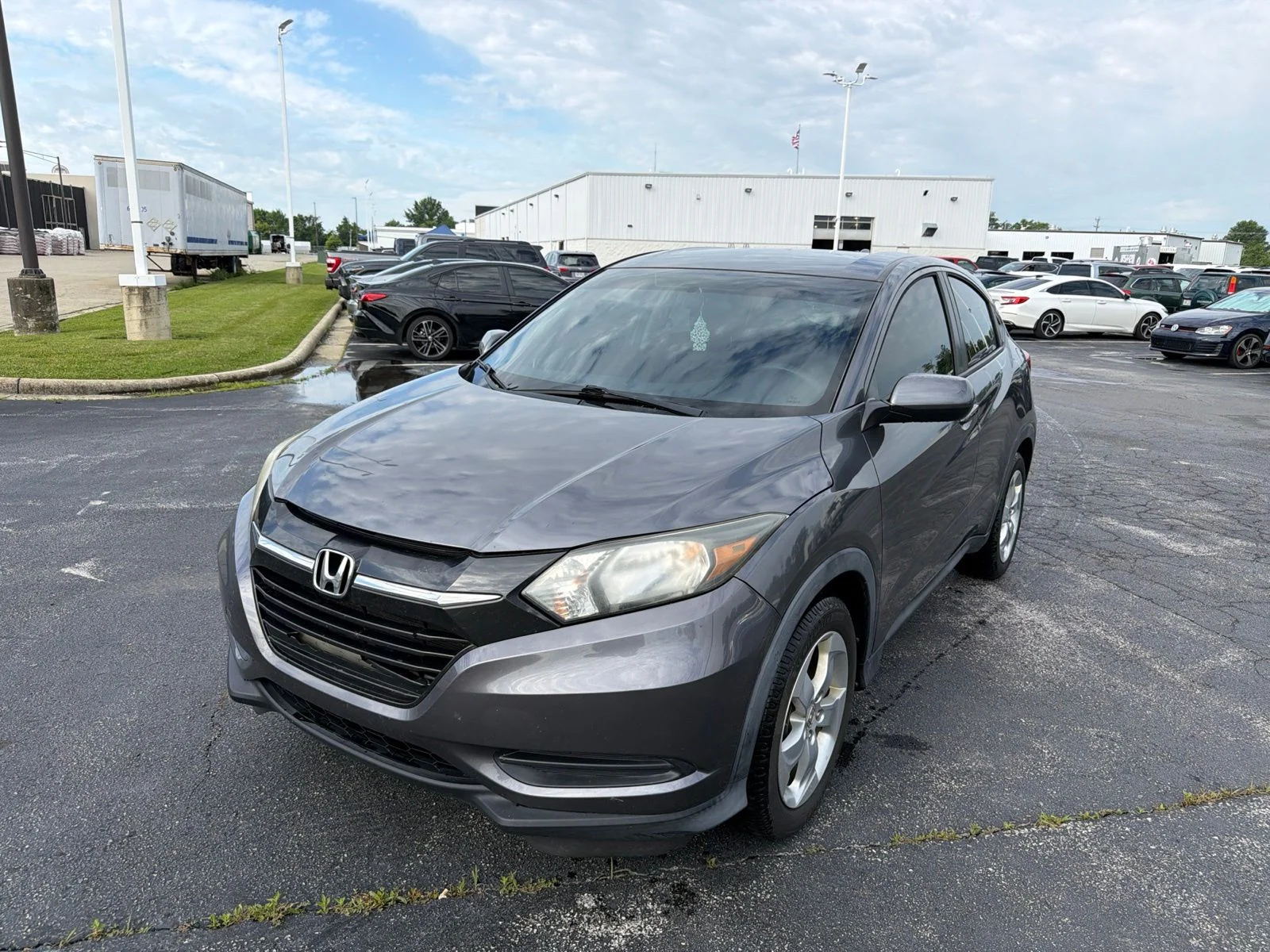 Used 2016 Modern Steel Metallic Honda LX image 2