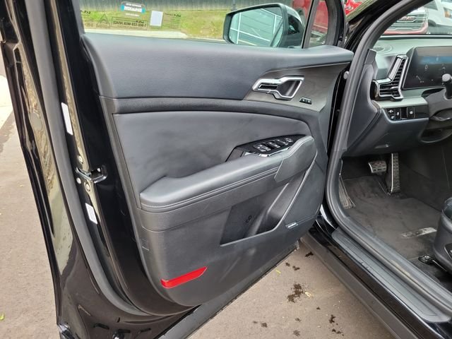 Certified Used 2023 Black Kia X-Pro Prestige image 7