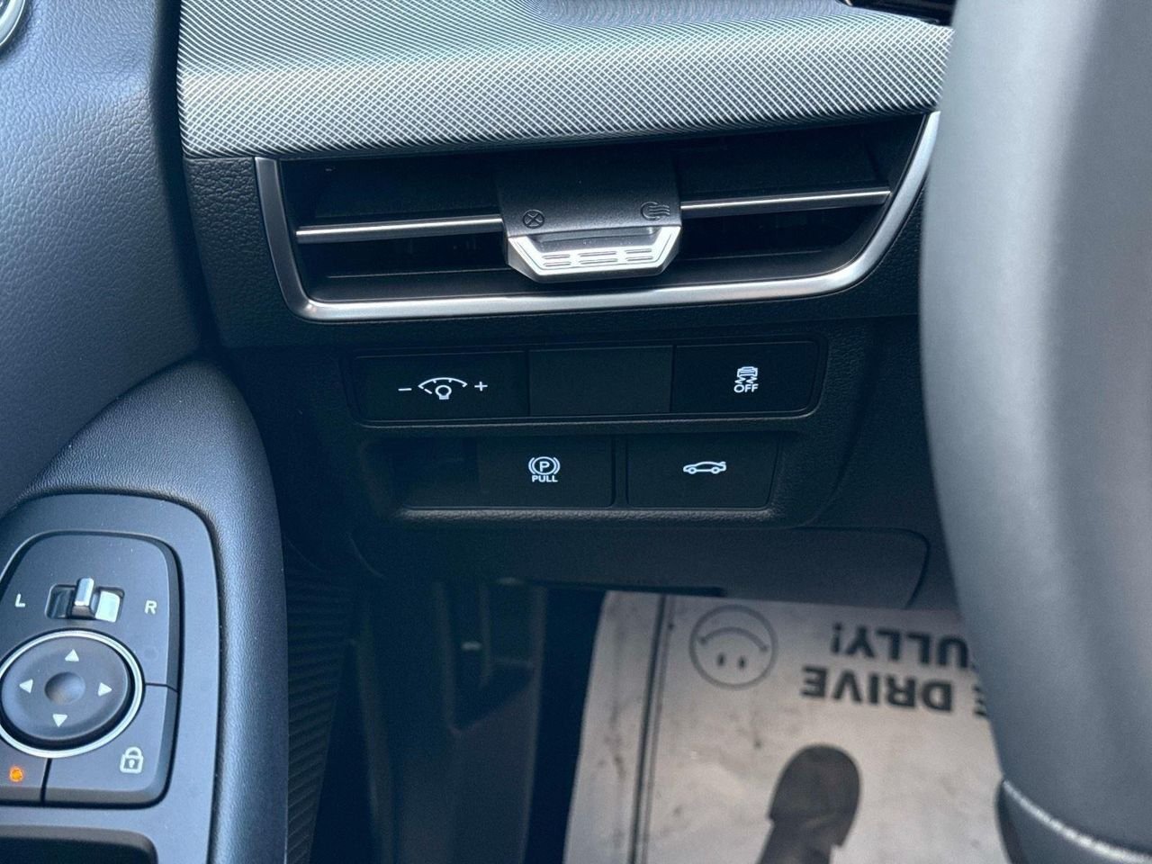 New 2025 Portofino Gray Hyundai SEL Convenience image 60