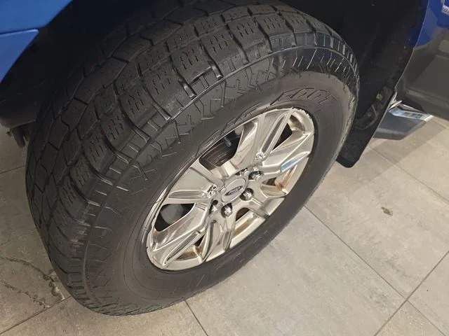 Used 2016 Blue Flame Metallic Ford XLT image 35