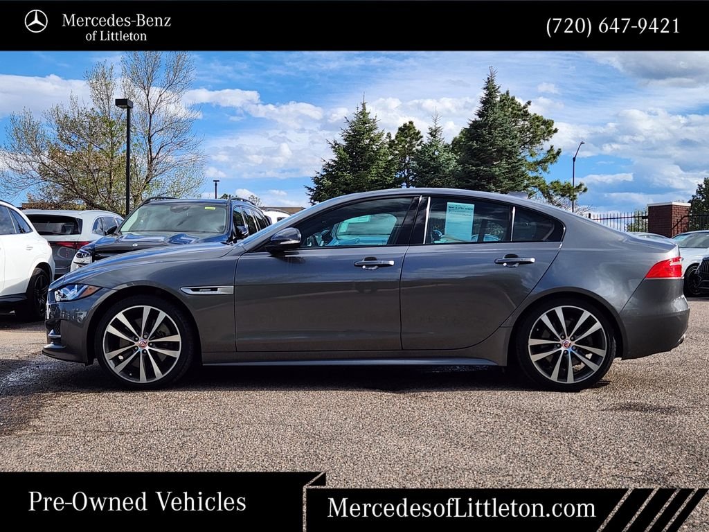Used 2017 Gray Jaguar 35t R-Sport image 4