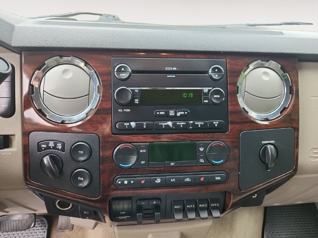 Used 2008  Ford XL image 15