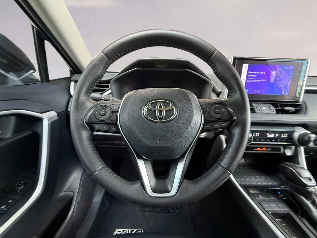 Used 2025 Gray Toyota XLE Premium image 13