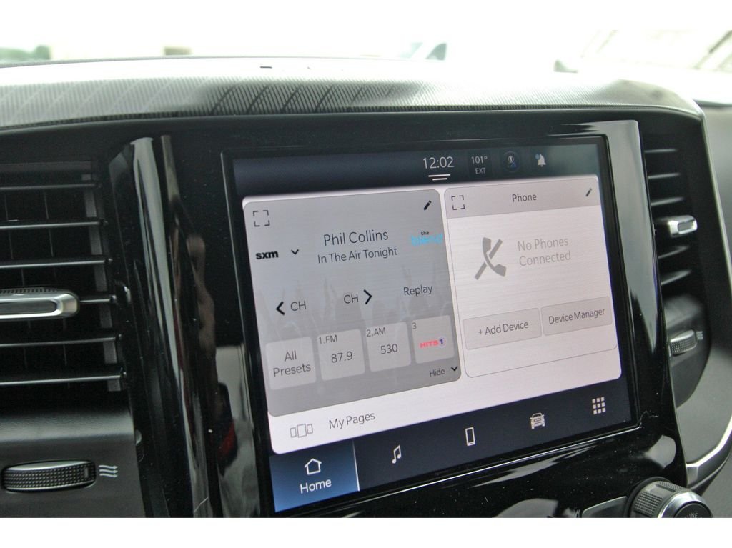 New 2026 Diamond Black Crystal Pearl-Coat Exterior Paint RAM Big Horn/Lone Star image 15