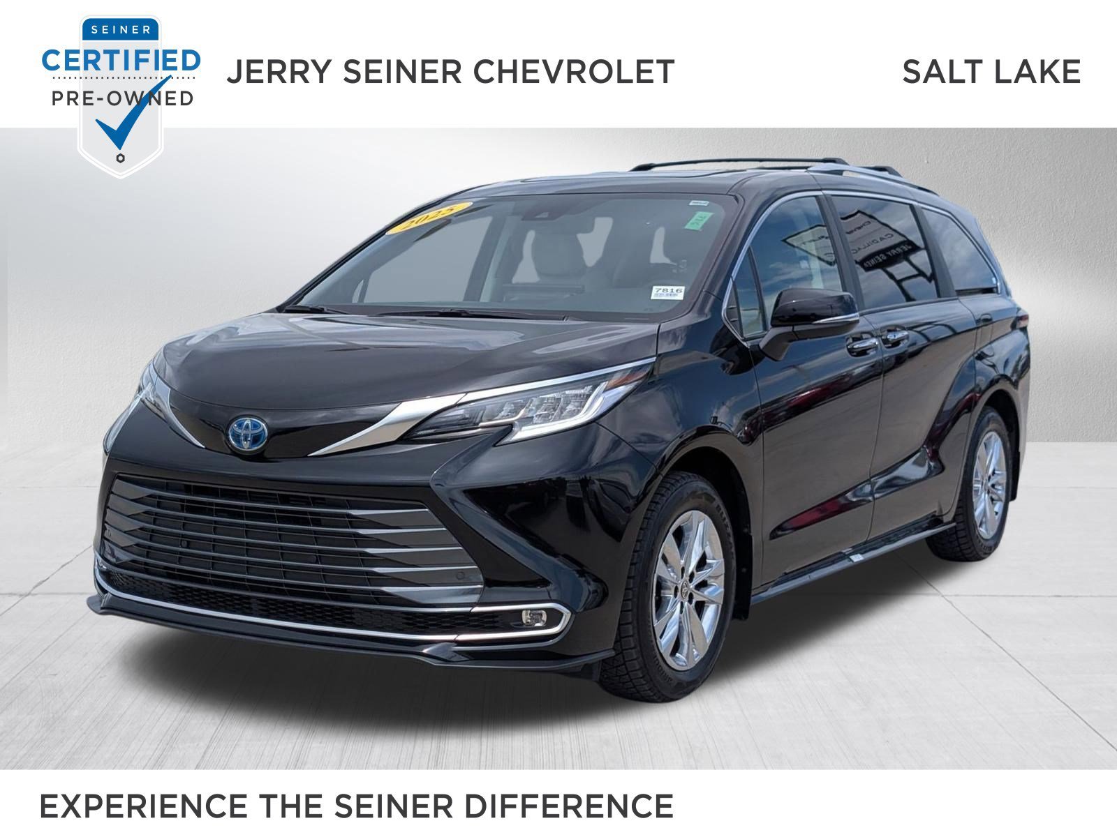 2025 Toyota Sienna Limited 7-Passenger Hybrid AWD's photo