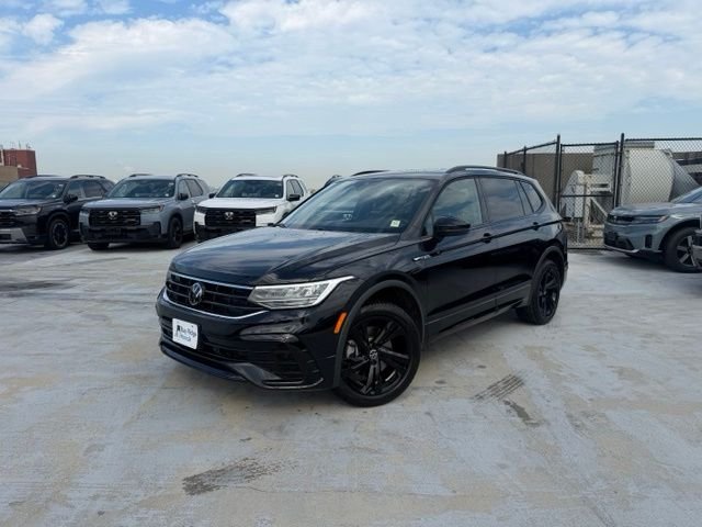 2024 Volkswagen Tiguan 2.0T SE R-Line Black