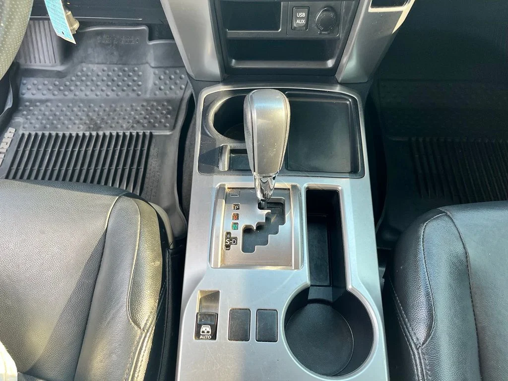 Used 2018 Black Toyota SR5 image 20
